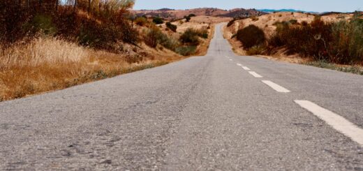 Madagascar - 4x4 vs Standard Car Rental Madagascar: When You Need Off-Road 2026
