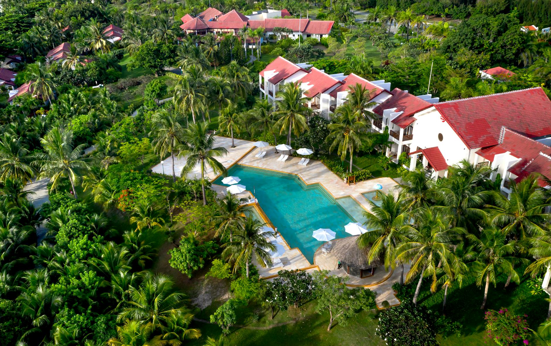 AC vs Fan in Madagascar Hotels: What to Expect by Region — Madagascar