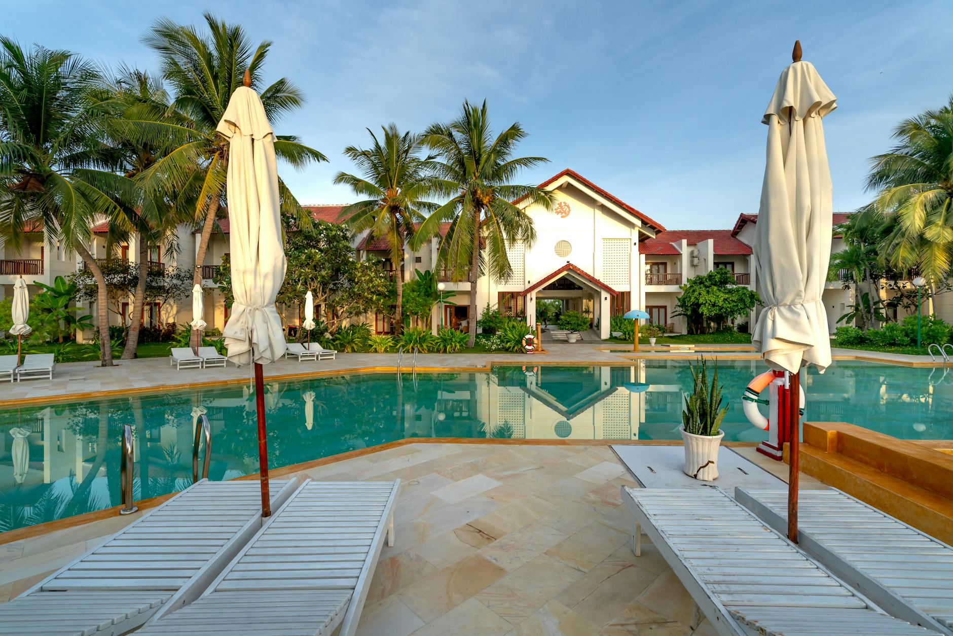 Direct Hotel Booking vs OTAs in Madagascar: Which Saves More? 2026 — Madagascar
