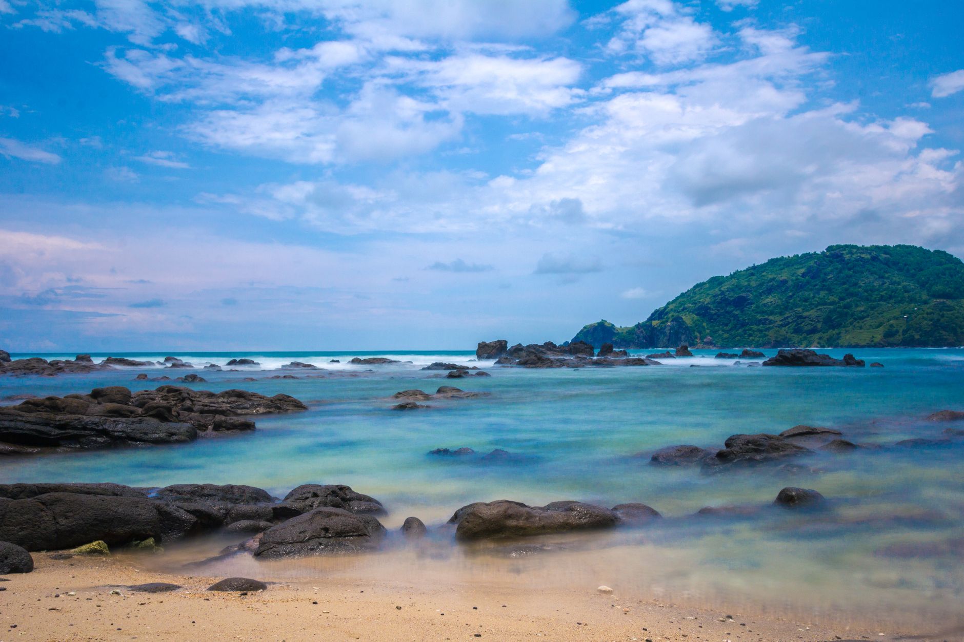 Fort Dauphin vs Nosy Be: Which Is Better for an Active Holiday? — Madagascar