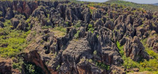 How to Get to Diego Suarez (Antsiranana): Flights, Routes and Expert Travel Tips (2026) — Madagascar