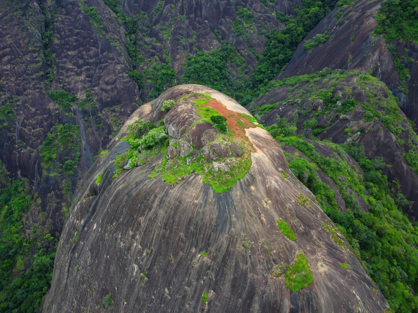Comment se rendre à Fort Dauphin : Vols ou route, comparatif 2026 — Madagascar