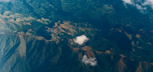 How to Travel from Toamasina to Sainte-Marie: Ferry vs Flight (Updated 2026 Guide) — Madagascar
