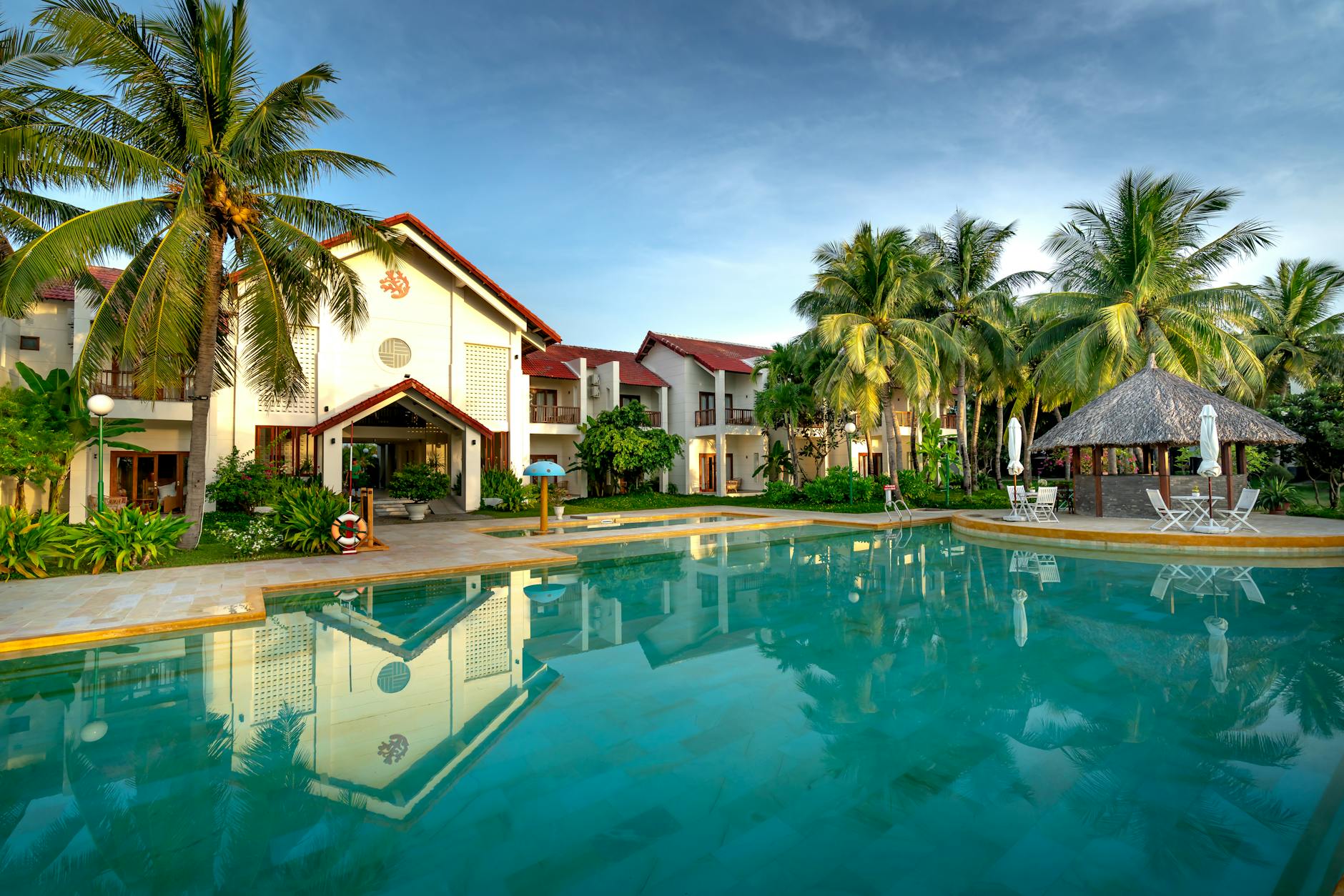 Pet-Friendly Hotels Madagascar: Can You Bring Your Dog? 2026 — Madagascar