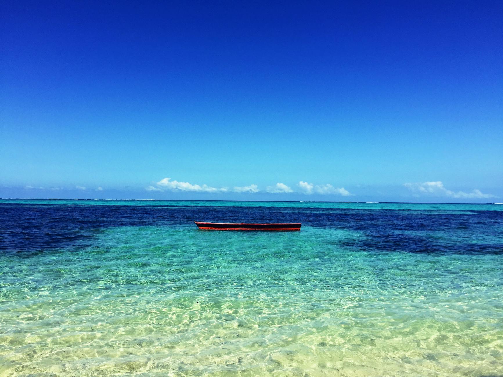Whale Watching in Madagascar: Île Sainte-Marie Season Guide 2026 — Madagascar