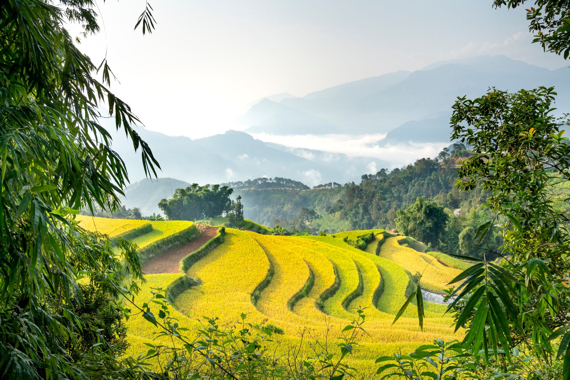 Antsirabe vs Fianarantsoa 2026: Which Highland Town Should You Visit? — Madagascar