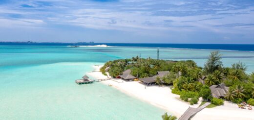 Best Madagascar Honeymoon & Romantic Getaways 2026: Islands, Lodges, Itineraries & Costs — Madagascar