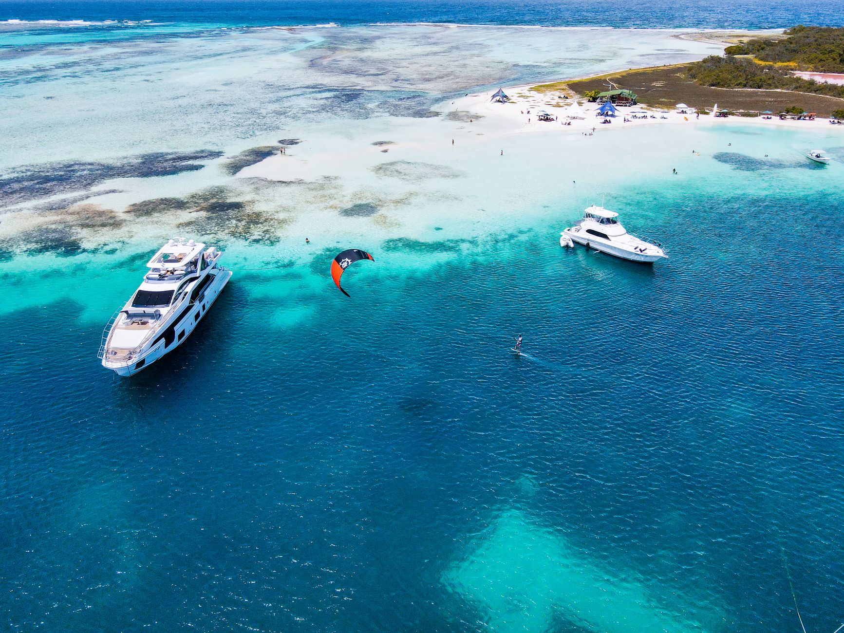 Sakalava Bay Kitesurfing Complete Guide 2026: Conditions, Camps, Season & Costs — Madagascar
