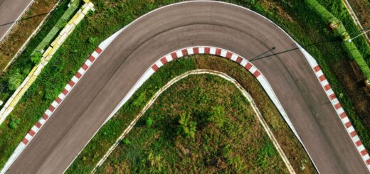 Self-Drive vs Driver-Guide vs Fly-In Madagascar 2026: Honest Comparison — Madagascar